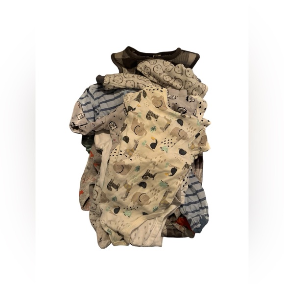 0-3M boys clothing lot of 19 bundle carters etc - Picture 5 of 7